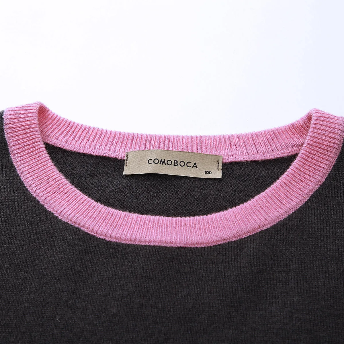 100% Wool Contrast-Trim Knit Pullover Sweater