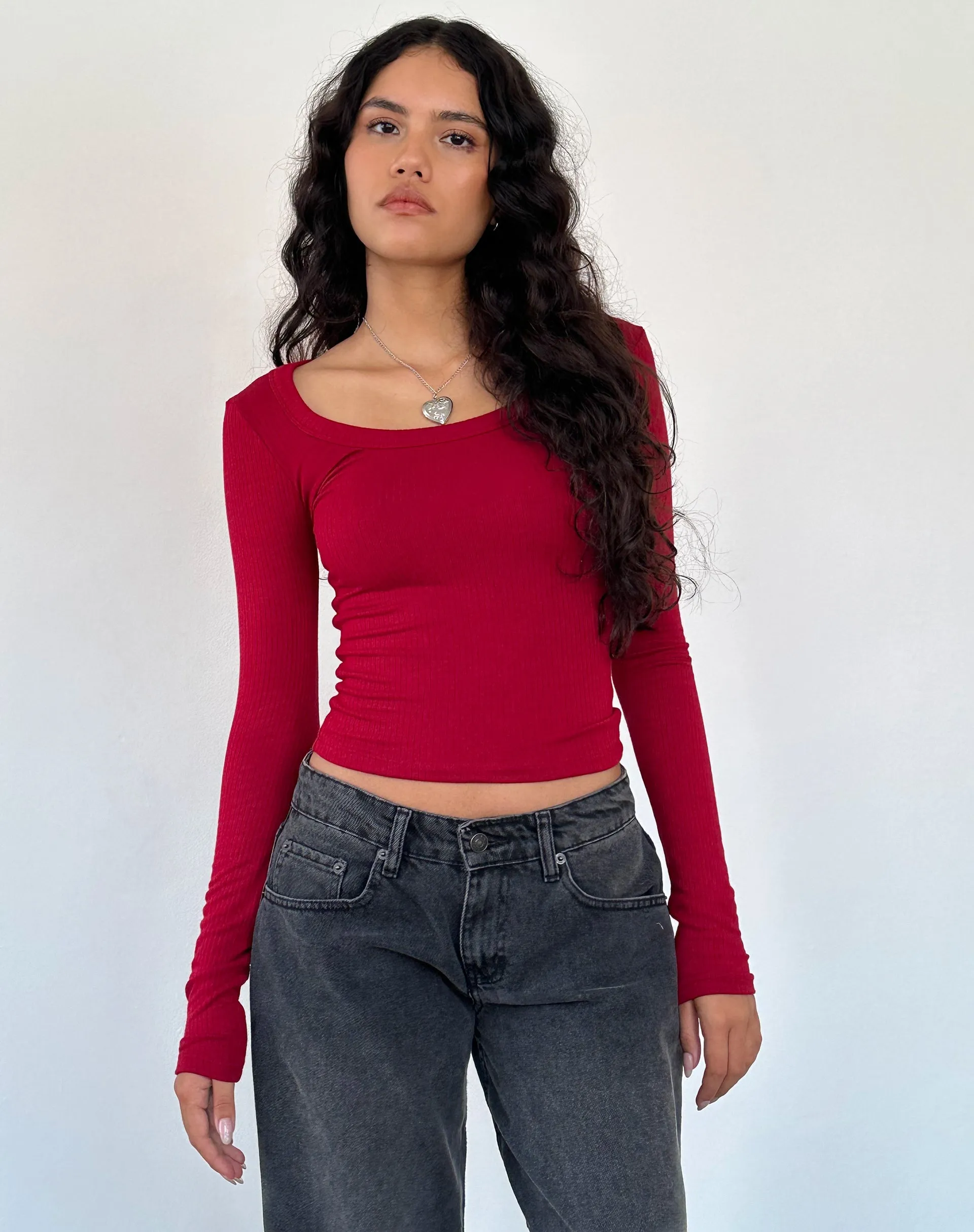 Binlo Extra Long Sleeve Top in Adrenaline Red Rib