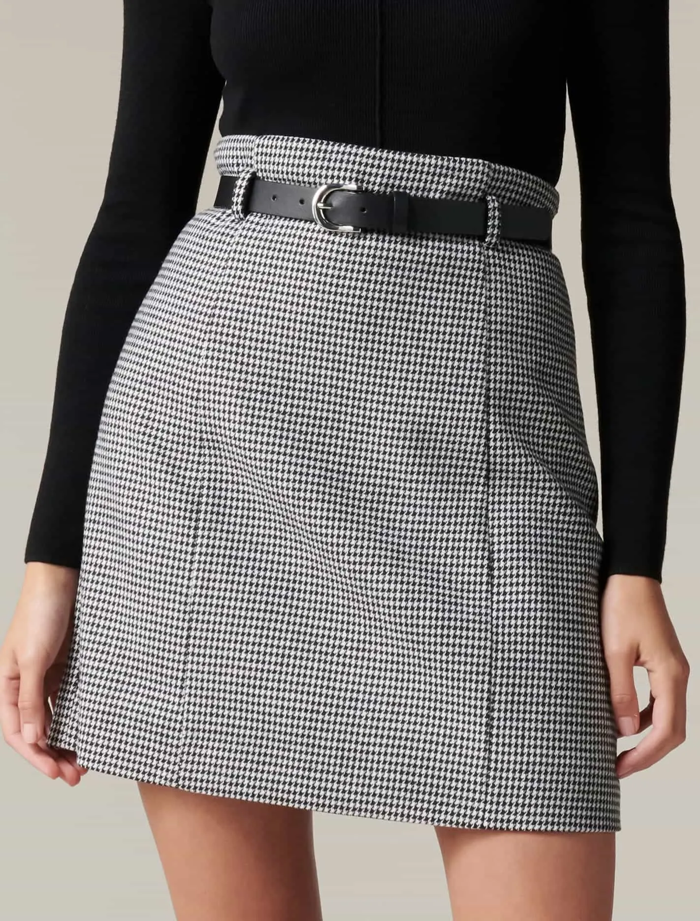 Claudette Hounds-Tooth Mini Skirt