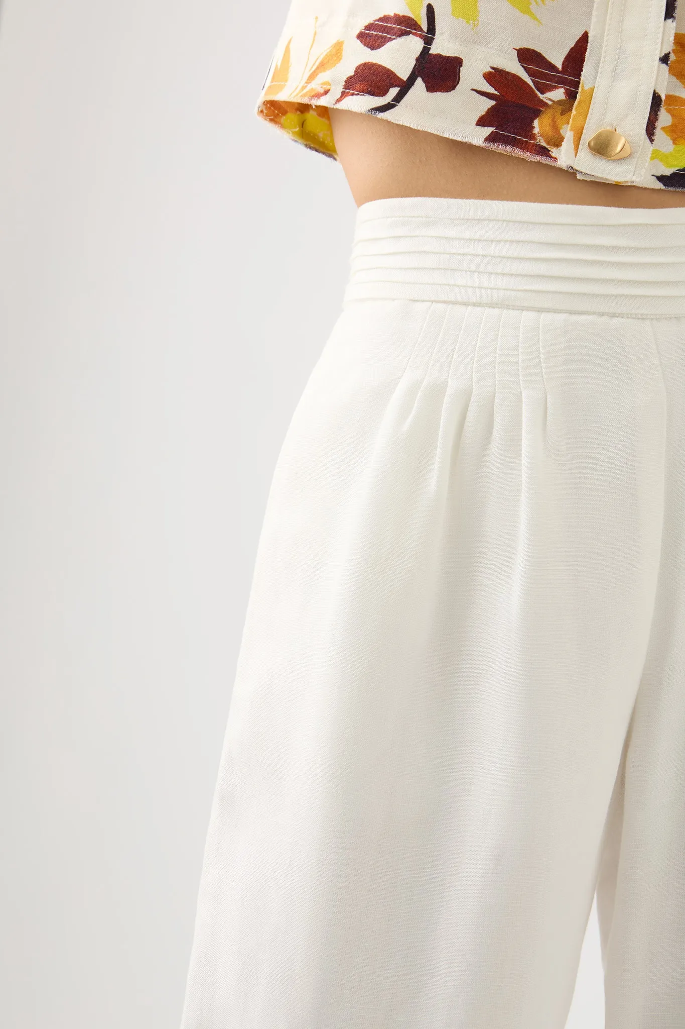 Jeanne Pintuck Wide Leg Pant