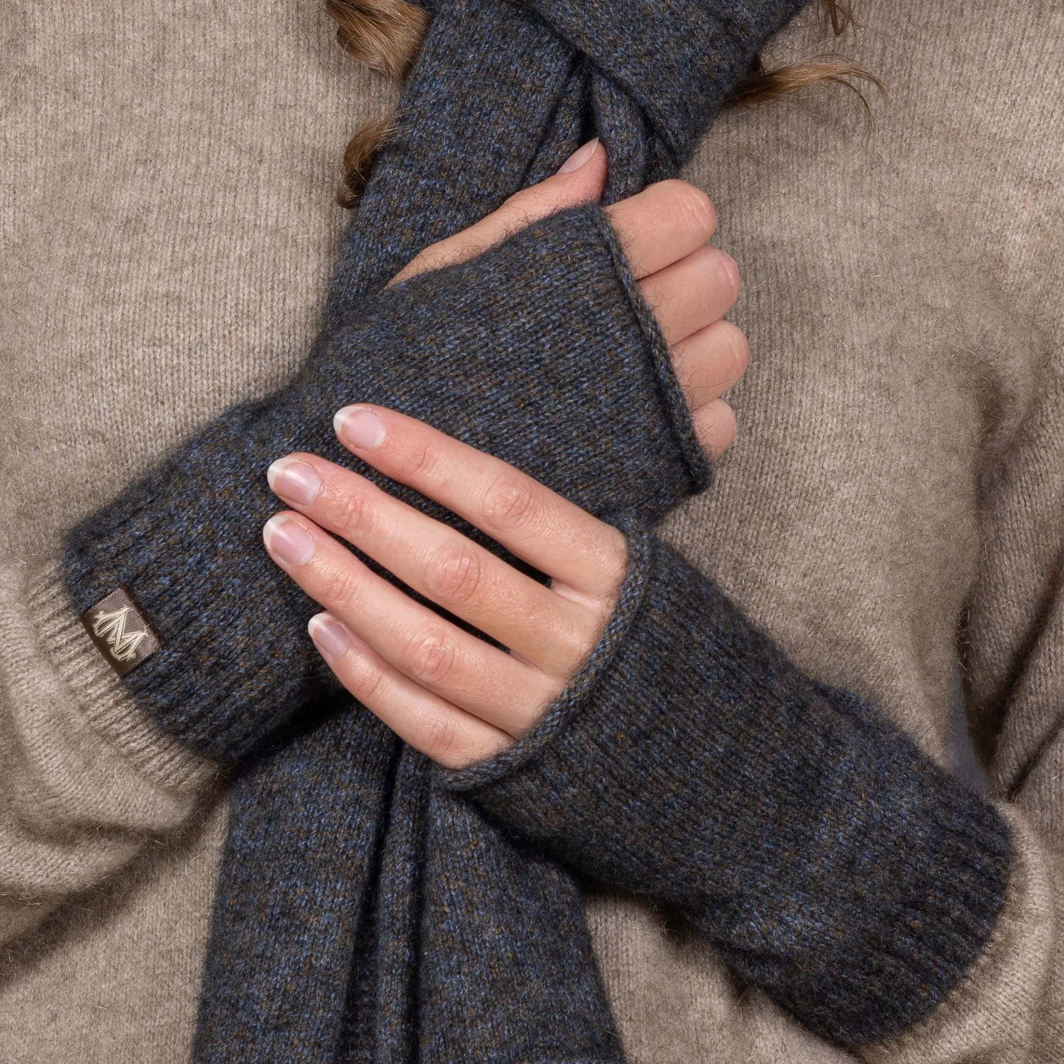 Noble Wilde Possum Merino Hand Warmer